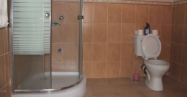 VIP Ensuite bathroom with glass-screened shower